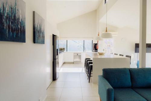 Ruang duduk di Wine Country Villas