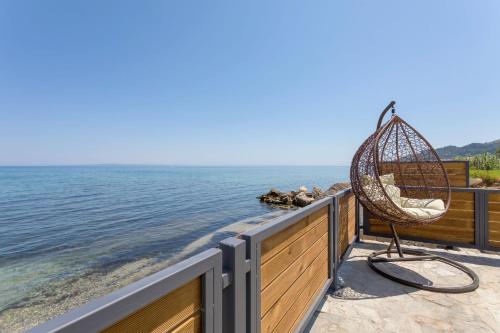 Venetico Beachfront Apartments & Suites - 2 Bedroom Sea View Suite