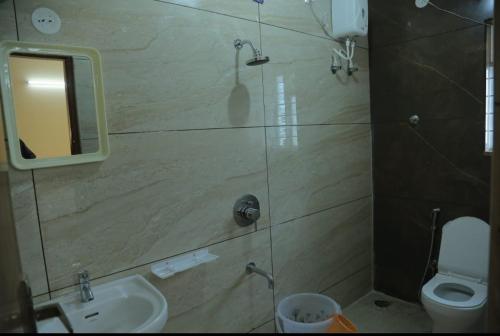 Ένα μπάνιο στο S V HOME STAY