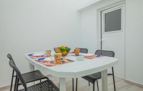 Cibo presso l'appartamento o nelle vicinanze