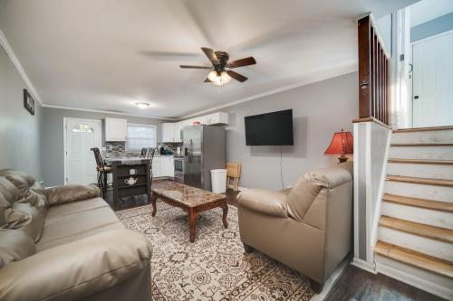 Mid-City Serenity (Downstairs)