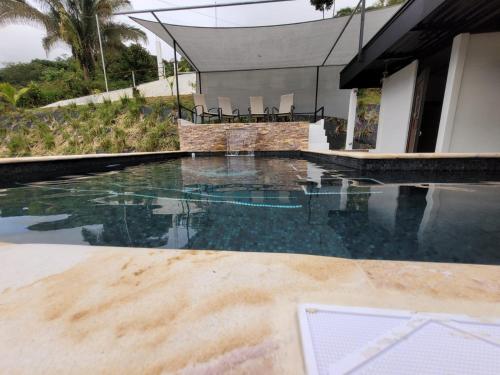 Piscina en o cerca de Casa Proa