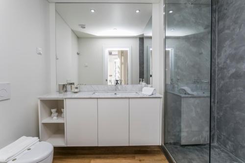 Koupelna v ubytování Alcântara by SpotOn Apartments