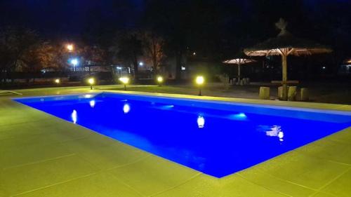 Kolam renang di atau dekat dengan Cabañas La Deseada (Ranchos, Buenos Aires)