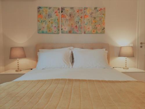 Luxury Garden Apartment Glyfada