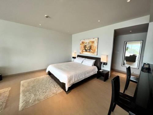 Postel nebo postele na pokoji v ubytování Spectacular Ocean View Apartment