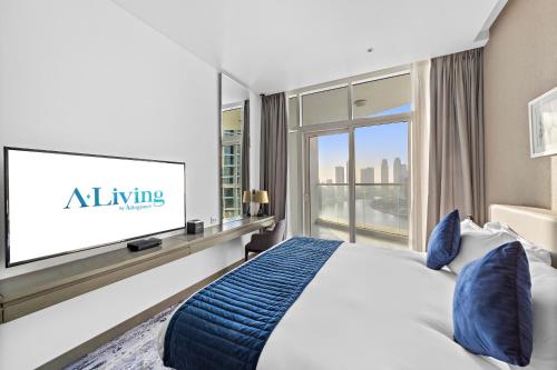 ALiving Luxury Studio with Canal Views I DAMAC Maison Prive 2512