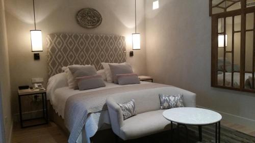 Gallery image of Hotel Boutique Corral del Rey in Seville