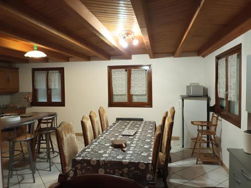 Zdjęcie z galerii obiektu Gîte individuel au calme w mieście Le Ménil