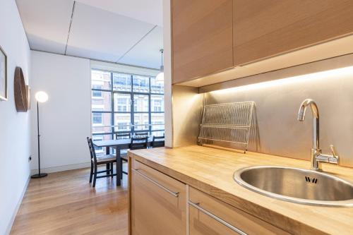 Ett kök eller pentry på City Apartments