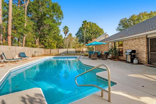 Outdoor Oasis by Beaches – Photos 3
