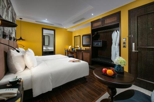 Hanoi Lion Boutique Hotel & Spa — Landmark view