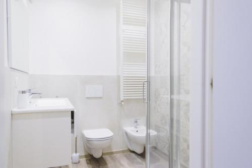 GuestHost - BOOK NOW! Corso Buenos Aires & Loreto M1 Apartment