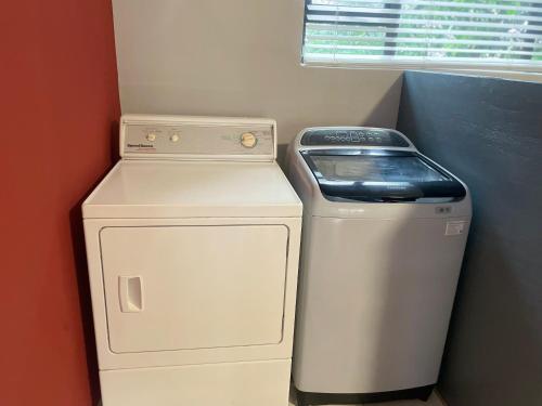 Φωτογραφία από το άλμπουμ του Q's Palace σε Kloof