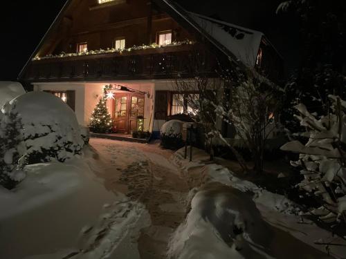 Zum Geigenmüller durante el invierno