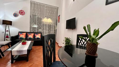 Villa By The Beach Goaにあるテレビまたはエンターテインメントセンター