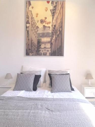 So cute typical french apartment (46)