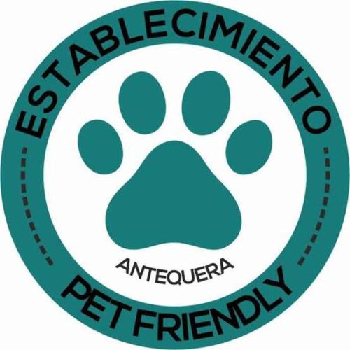 a blue paw print in a green circle with the words beneficiaries emergencyederation at Casa sencilla, primer piso bien ubicada in Mazatlán
