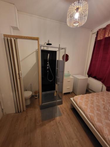 Postel nebo postele na pokoji v ubytování Calme studio