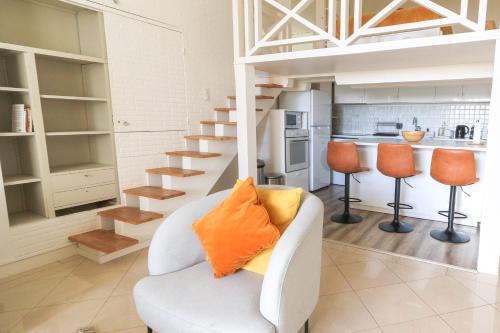 Beautiful Renovated Studio with AC and TERRACE - Benakey