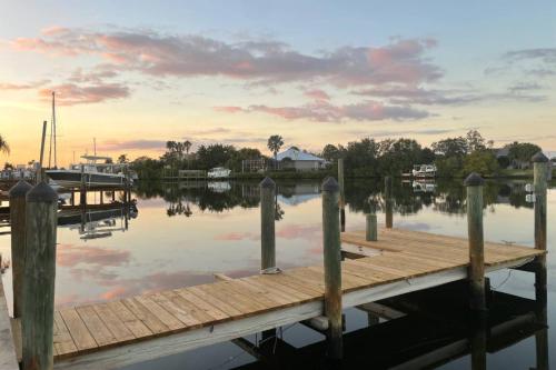 New Listing - Waterside Retreat – Photos 3