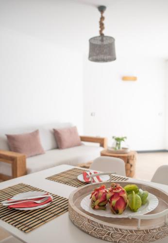 Makanan di atau berdekatan apartmen