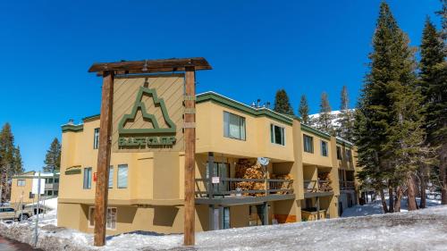 KW - Base Camp 20 – Photos 4