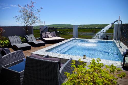 Πισίνα στο ή κοντά στο Wolken Lodge