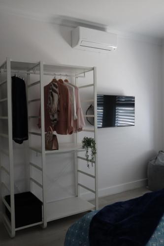 Cama o camas de una habitación en Hampton on Washington - FREE Wifi and Netflix
