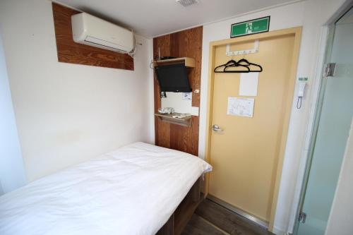 เตียงในห้องที่ Hostel Kpop