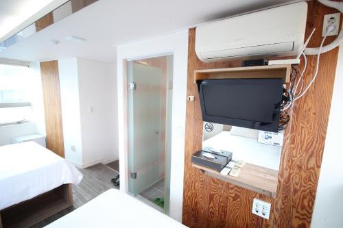 เตียงในห้องที่ Hostel Kpop