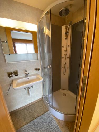 Koupelna v ubytování Ferienwohnung Allalinblick