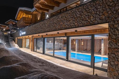 Πισίνα στο ή κοντά στο Natursinn Mountainchalets