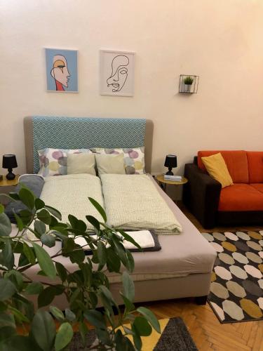 The Poet's apartment