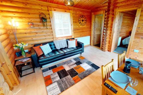 Posezení v ubytování CROYDE RANCH CHALET 2 Bedrooms