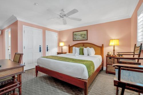 Katil atau katil-katil dalam bilik di Dove Creek Resort & Marina, Trademark Collection by Wyndham