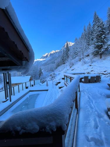 Chalet Galadhrim Chamonix Mont Blanc Valley durante l'inverno