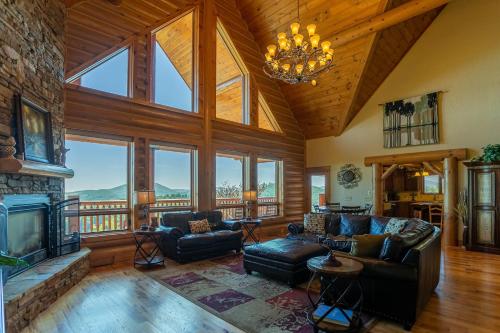 The Lodge – Photos 3