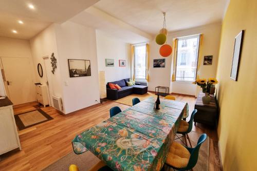 "Le Mimosa" by EnjoyNice, in the heart of Nice with airco
