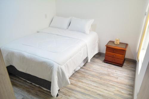 Letto o letti in una camera di Espectacular Apto Zona Rosa - Milán Estrato 5