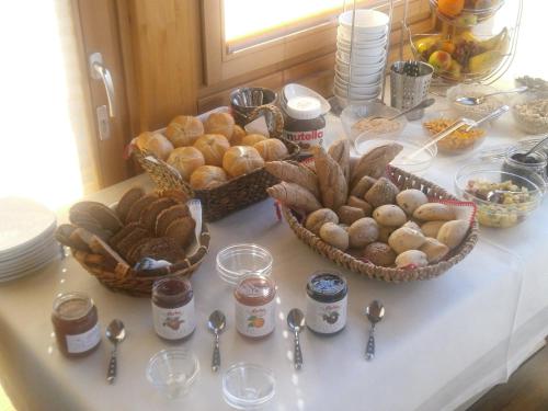 Comida en la casa de huéspedes o alrededores