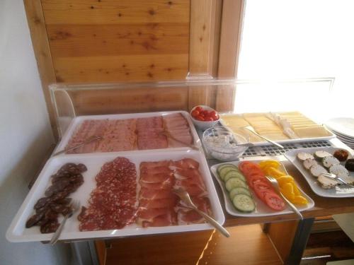 Comida en la casa de huéspedes o alrededores