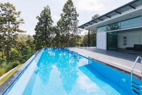 Bazén v ubytování Roxana Resort nebo v jeho okolí