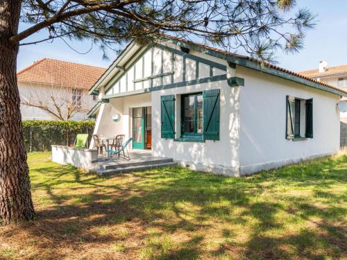 Maison Individuelle T4 pour 5 pers, Proche Centre et Océan, Grand Jardin, Non Fumeur, Pas d'animaux - FR-1-521-190