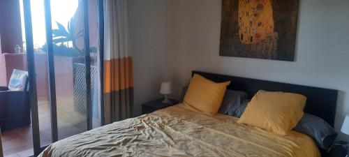 Posteľ alebo postele v izbe v ubytovaní Appartement de standing avec vue mer et golf