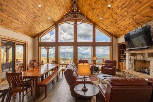 Clouds Rest at Eagles Nest – Photos 2