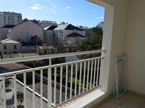 Appartement 1 chambre, garage, accès direct plage - FR-1-197-527