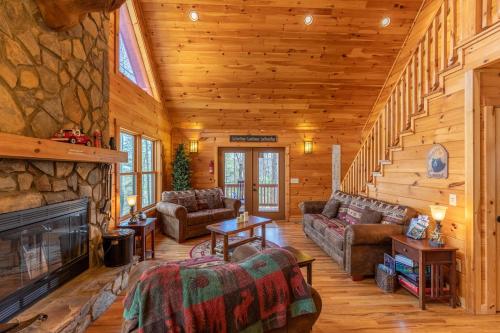 Bearadise at Blue Ridge – Photos 3