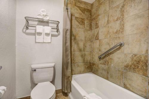 Ένα μπάνιο στο Motel 6-Clovis, NM