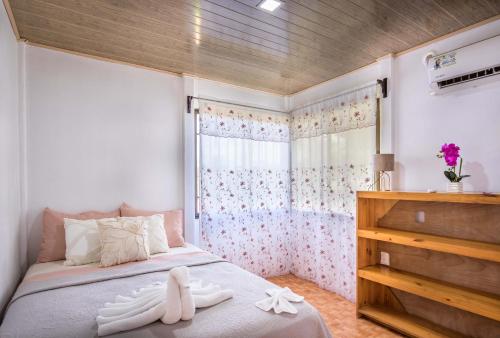 Cotingas Rental House